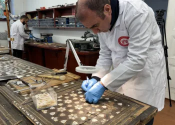 Topkapı ve Dolmabahçe Sarayı’ndaki eserler restore ediliyor