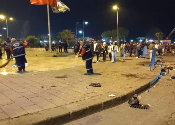 “Sahde bizde” deyip çevreyi yedi dakikada temizlediler