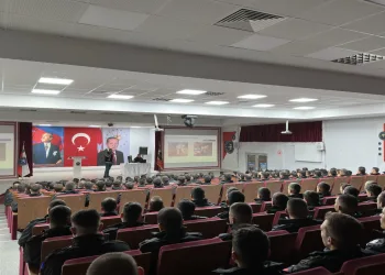 Uyuşturucuyla mücadele konularında eğitimler veriliyor