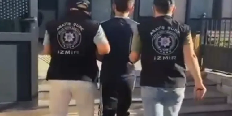 Aranan hırsız yakalandı