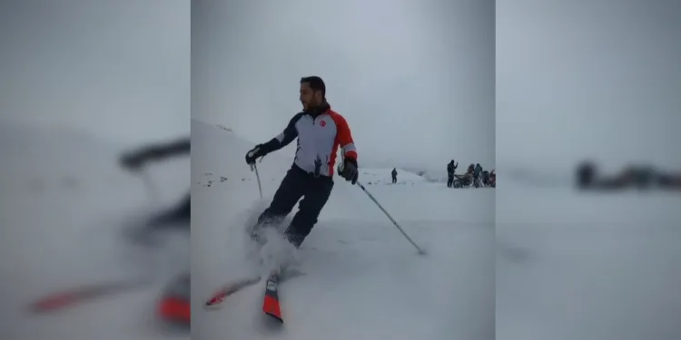 Adrenalin tutkunlarından mevsimin ilk kayağı