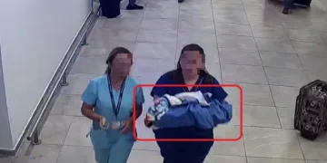 Havalimanında doğurduğu annenin görüntüleri ortaya çıktı