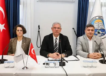 Tünelde feci kaza: 2 yaralı