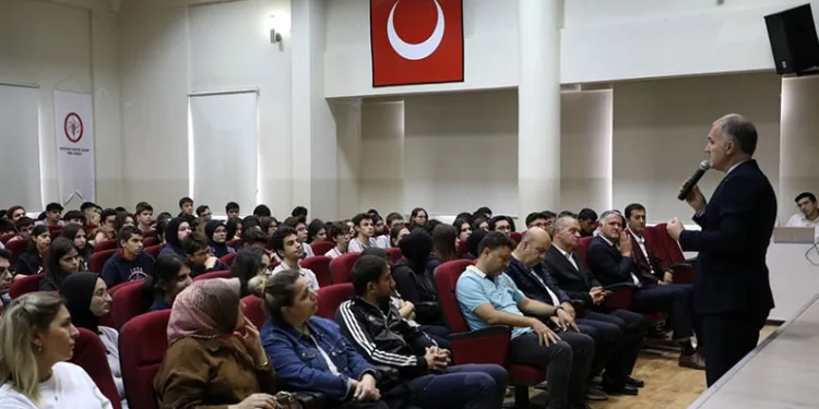 Huzurevi sakinleri yaza piknikle veda etti