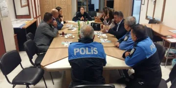Polisten vatandaşlara ‘yasa dışı bahis’ ve ‘dolandırıcılık’ bilgilendirmesi
