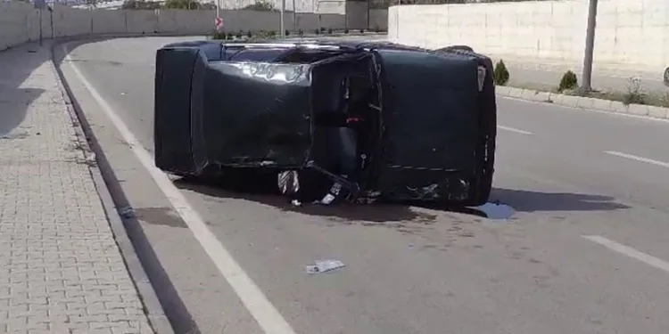 Elazığ’da otomobil takla attı: 1 yaralı
