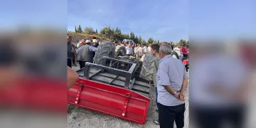 Parkta bıçaklı kavga, yaralanan iki kişi hastaneye kaldırıldı