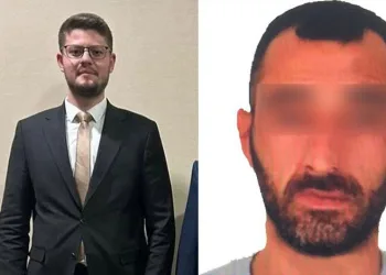 Virajı alamayan otomobil karşı yöndeki araçla kafa kafaya çarpıştı, sıkışan yaralıları itfaiye kurtardı