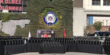 İstanbul’da kaçak iplik operasyonu: 10 ton polyester iplik ele geçirildi