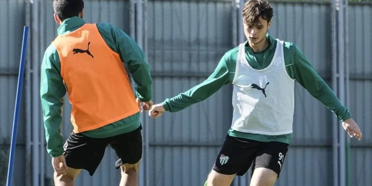 Bursaspor’da Belediye Kütahyaspor maçı hazırlıkları başladı