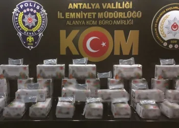Tünelde feci kaza: 2 yaralı