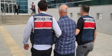 Öğrenciler ile terör örgütü mensuplarını buluşturan dernek yöneticisi yakalandı