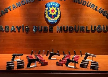 Karısını ve kayınbabasını vurma anı