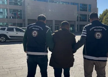 Kilis’te 18 göçmen ile yakalan organizatör tutuklandı
