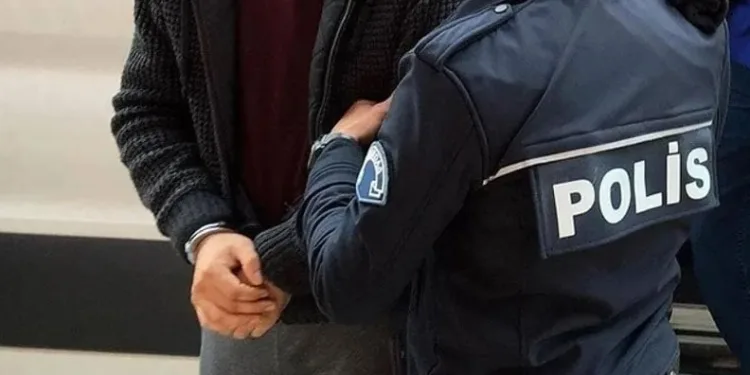 İstanbul’da sahte pasaport şebekesi çökertildi: 13 gözaltı