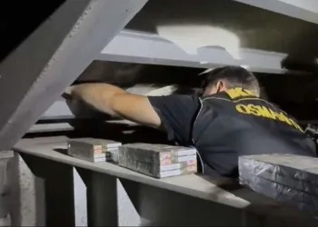 Evinin deposunda ürettiği alkolleri satan şüpheli yakalandı