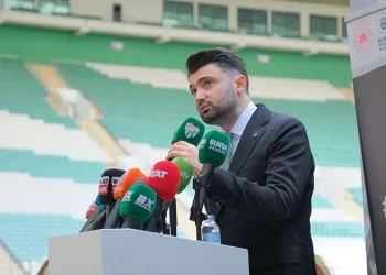 Bursaspor Başkanı Enes Çelik: “Tebrikler çocuklar”