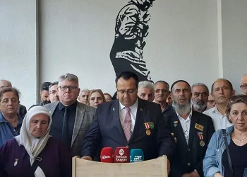 Nilüfer Belediyespor Eker Kadın Voleybol Takımı, öğrencilere altın tavsiyeler