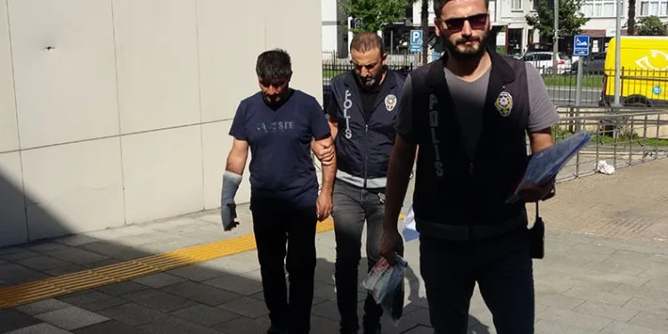 Antakya’da okulun spor salonunda yangın çıktı