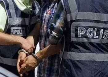 Finike’de kontrolden çıkan otomobil takla attı: 1 ölü, 3 yaralı