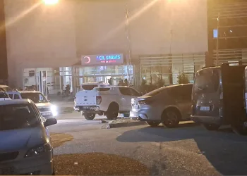 Kütahya’da hakkında 33 yıl hapis cezası ile aranan şahıs yakalandı