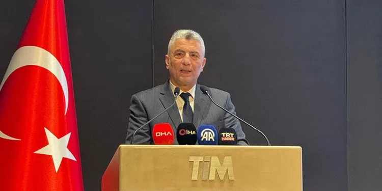 Bakan Bolat ÖNSİAD 5’inci Olağan Kongresi’nde konuştu