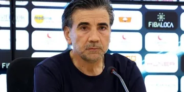 Pendikspor’da Osman Özköylü ile yollar ayrıldı