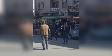 Batman’da 23 yıl hapis cezası olan firari yakalanarak tekrar cezaevine teslim edildi