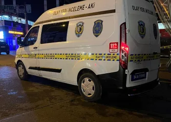 Mersin Bozyazı’da orman yangını büyümeden söndürüldü