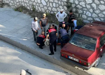 Öğrenciler ile terör örgütü mensuplarını buluşturan dernek yöneticisi yakalandı
