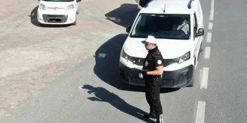 Otomobil takla attı: 1 yaralı