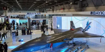 Adana’da zirveye kar yağdı, elma hasadı erken yapıldı