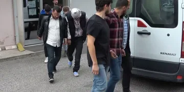 Tırın içine zulalanmış 730 gram narkotik madde ele geçirildi