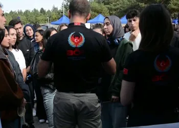 Silahlı saldırgan saklandığı evde yakalandı
