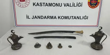 Pasinler’de deprem korkuttu