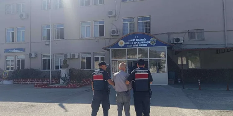 Lisenin kantininde korkutan yangın