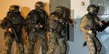 Elazığ’da otomobil takla attı: 1 yaralı