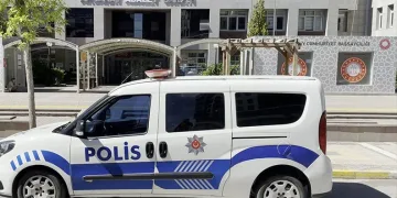 Kadına şiddet suçundan aranan şahıs yakalandı