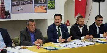 “Muhtarlarımıza güvenimiz de desteğimiz de tamdır”