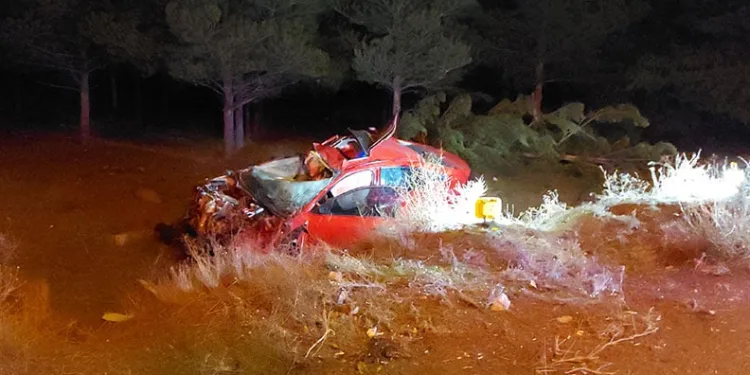 Antalya’da hortum yıkıp geçti, evler ve seralar hasar gördü