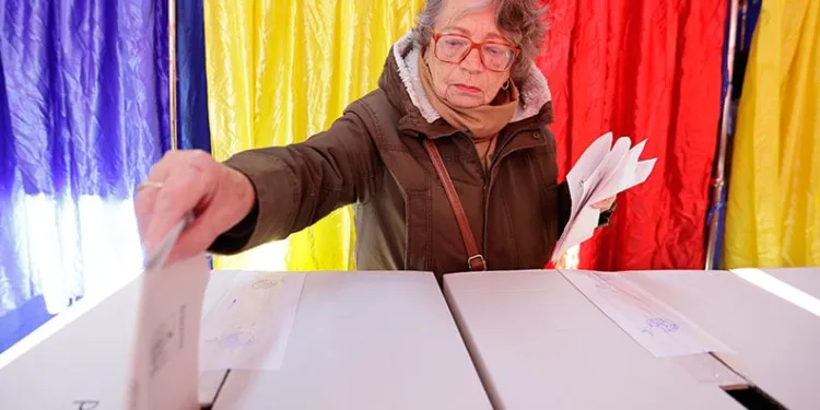 Romanya’da seçim ikinci tura kaldı
