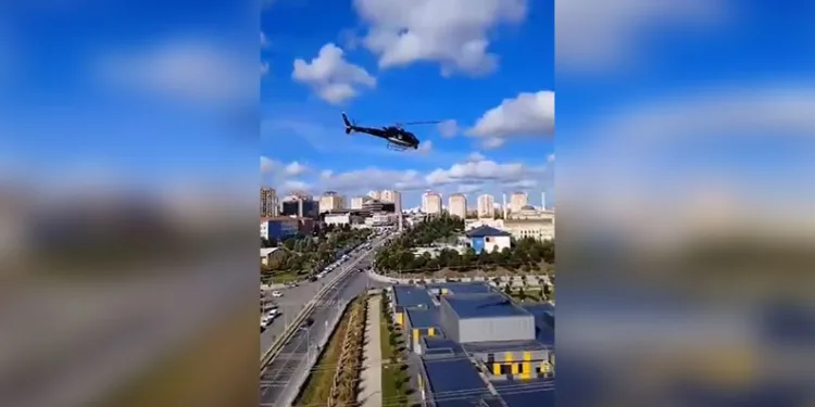Penceresinin önünden helikopter geçti