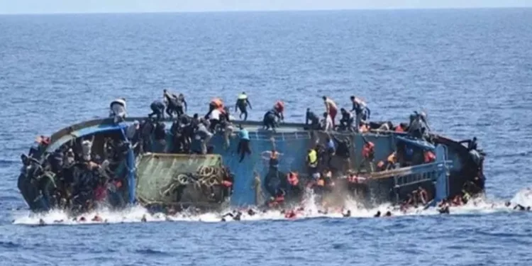 Madagaskar açıklarında 2 mülteci botu alabora oldu: 22 ölü