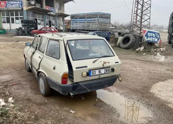 Takıntılı şahıs, genç kızın hayatını kabusa çevirdi