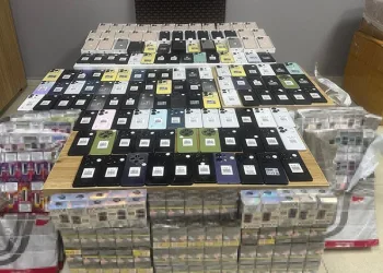 Bursa’da yolcu otobüsünde  kaçak malzemeler ele geçirildi