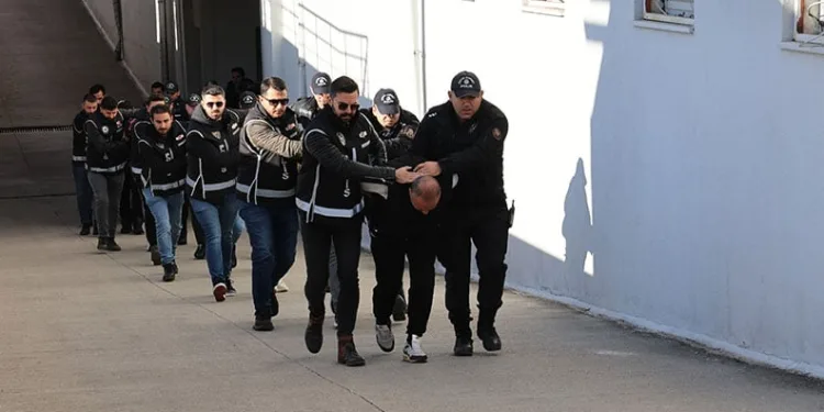 Sahte para şebekesi çökertildi