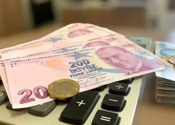 İşçilerden asgari ücret çıkışı
