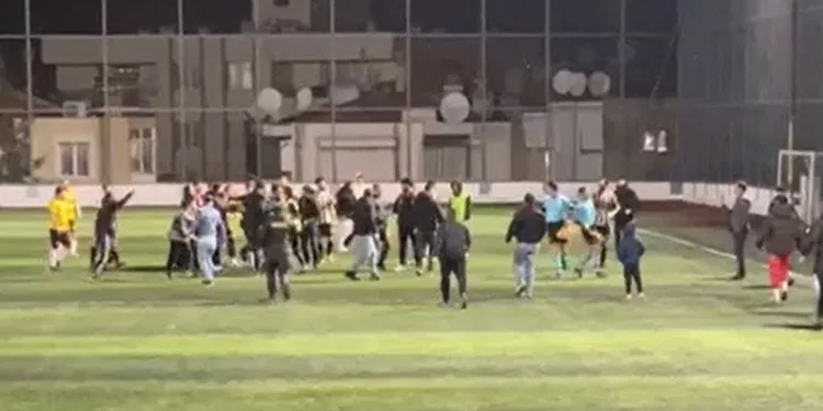 İzmir’de amatör kulüp oyuncusu ve başkanı tutuklandı
