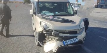 Malatya’da tır ile hafif ticari araç çarpıştı: 1 yaralı