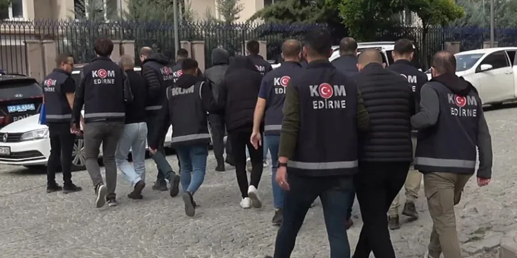 Sahte madeni Euro basan şebeke çökertildi